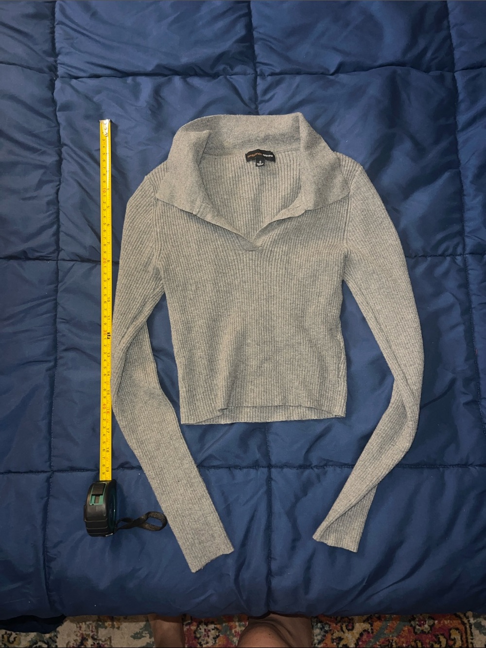 Gray Cropped Ribbed Collared Women's Sweater